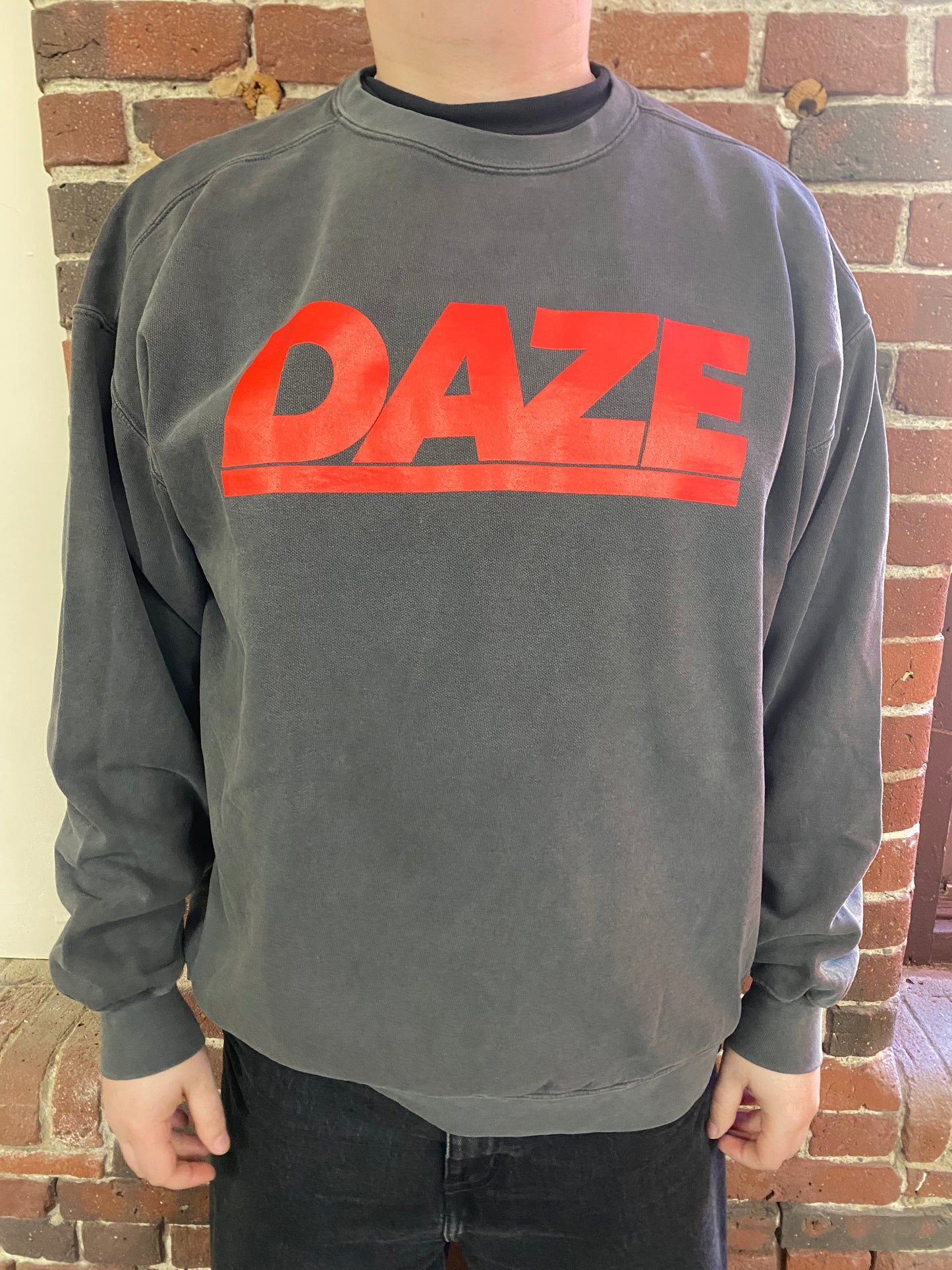 DAZE - Logo Crewneck (Grey/Red)
