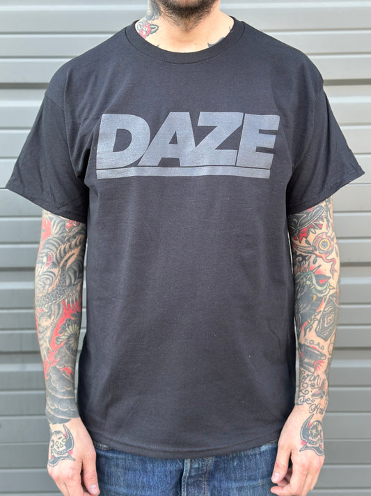 DAZE - Logo Shirt (Dark Grey/Black)