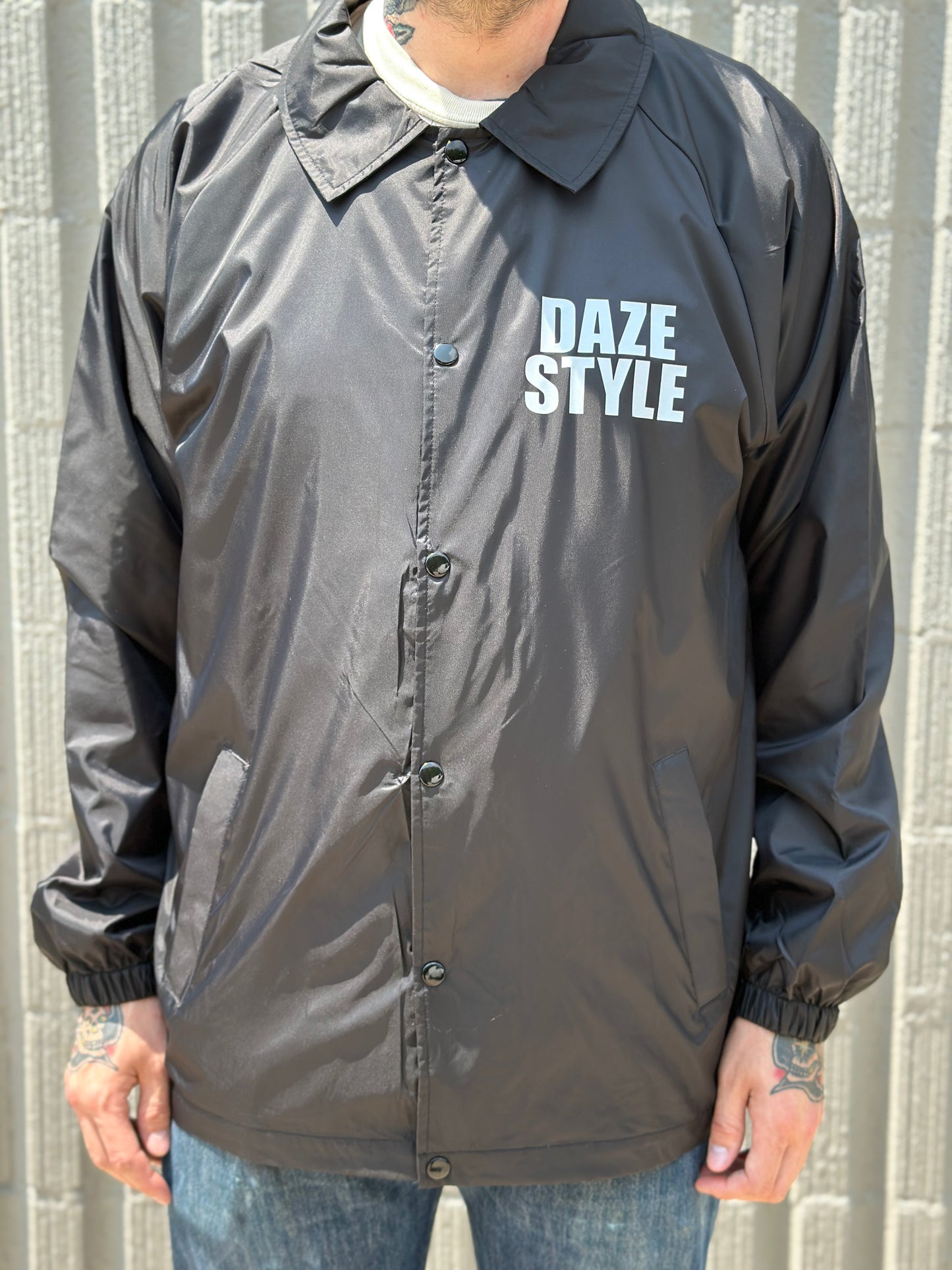 Daze Style - Windbreaker (Black/Grey)
